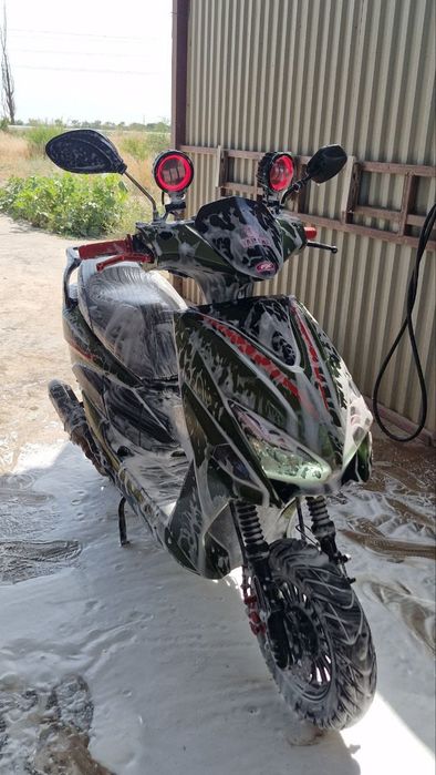 Продаю мопед  срочна