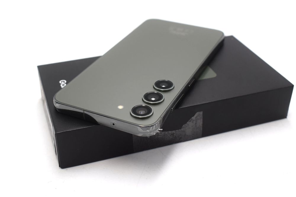 Samsung s23 plus green