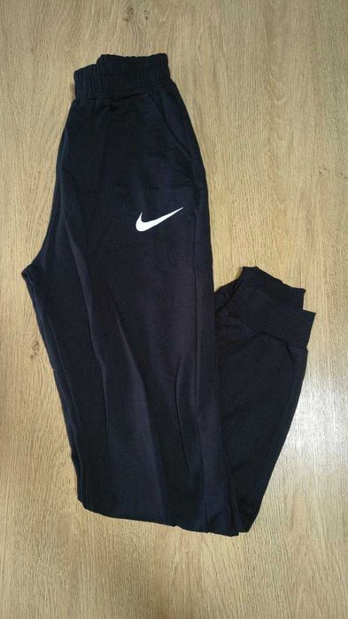 Дрехи за момче. Размер 154 см-164 см.