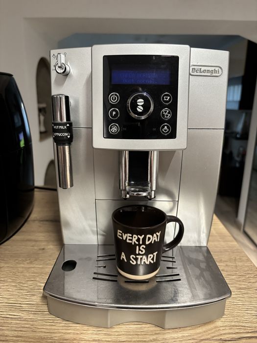 Espresor DeLonghi