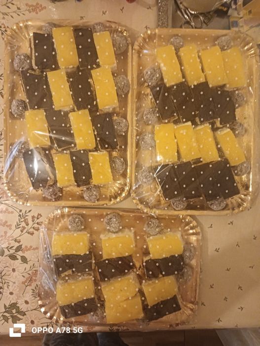 Prăjituri și cozonac