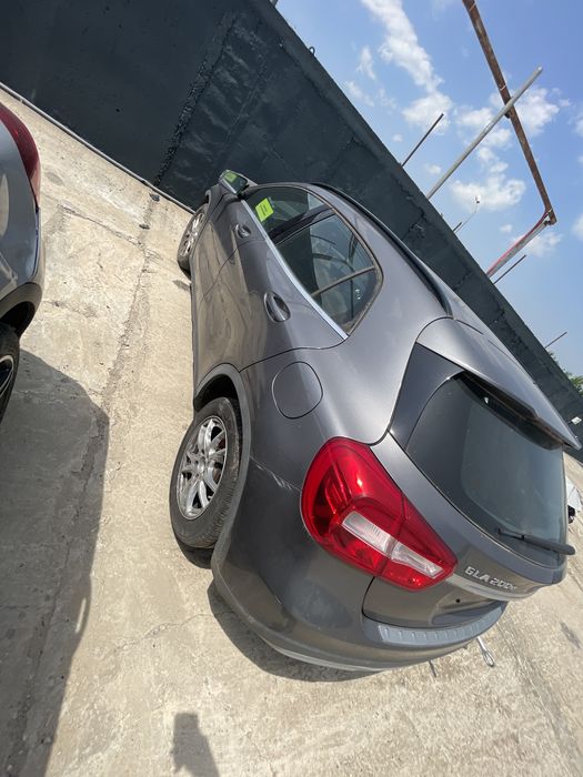 Dezmembrez Mercedes-Benz GLA 2018 Diesel GLA 200D