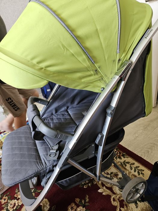 Продаю детскую коляску