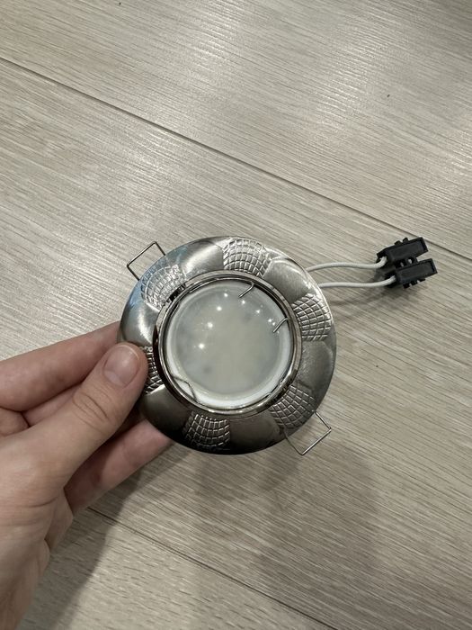 ПРОДАМ СПОТЫ СОФИТЫ одинарные и двойные