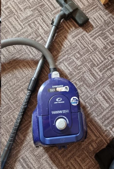 Продам пылесос Самсунг