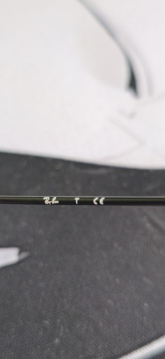 Солнцезащитные очки Ray.Ban