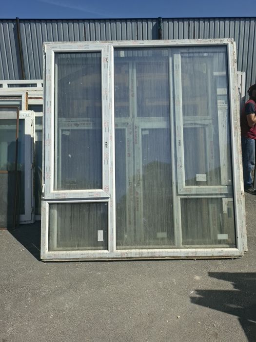 Б/у пластиковые окна,двери