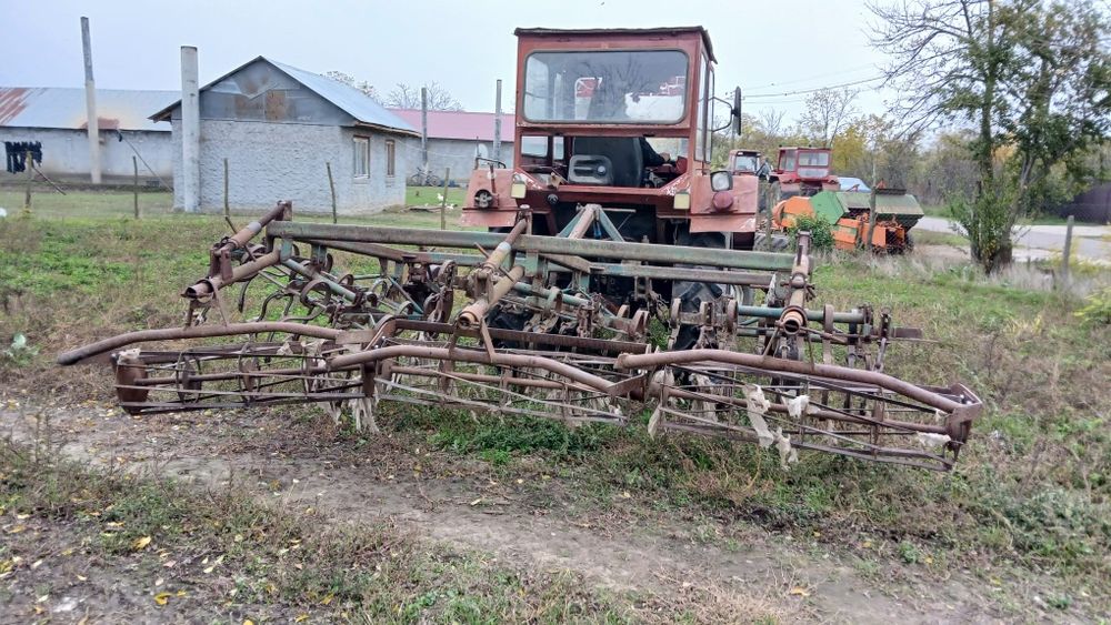 Combinator cultivator românesc