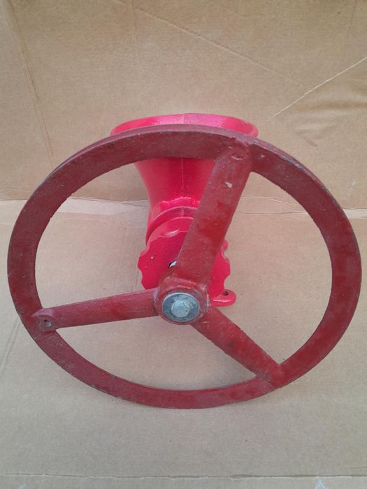 Електрическа(нова) месомелачка