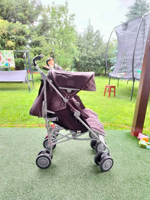 Cărucior gemeni tip umbrla