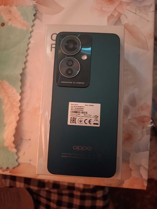 Продаётся сотовый телефон Oppo Reno 11 F