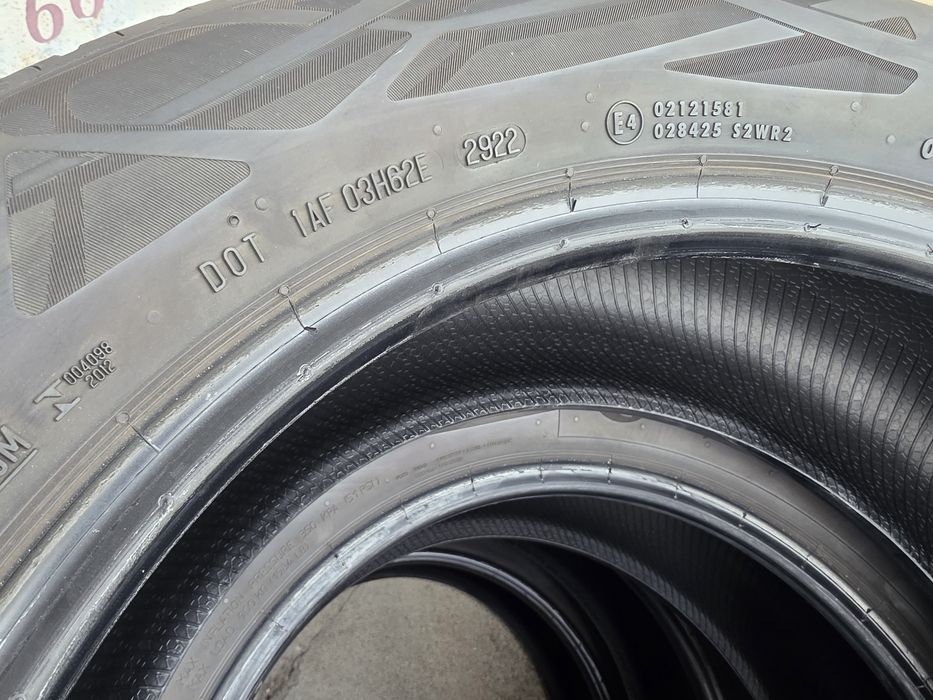 Continental 235/55/18 V XL EcoContract 6