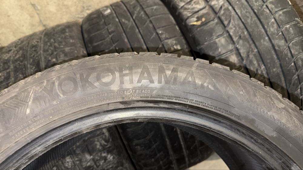 Четири Летни гуми и зимна една 295/40/R21