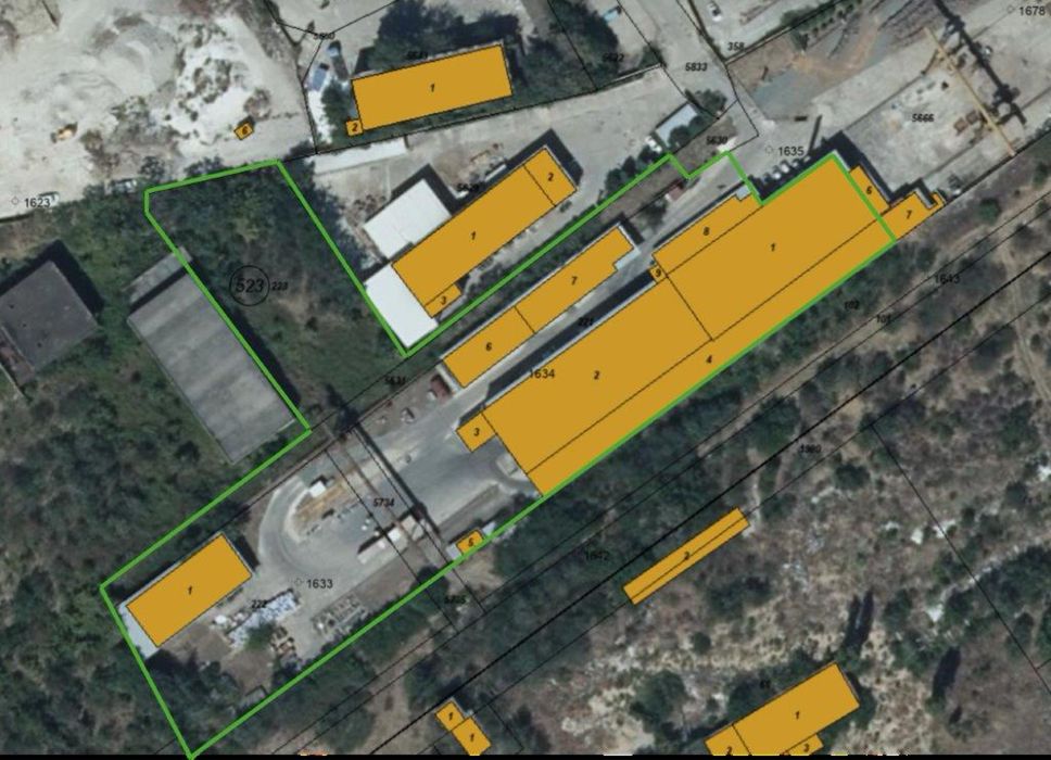 Продава се Промишлена сграда в Гурково - 3599 кв.м за 1001 €/кв.м - Снимка #2