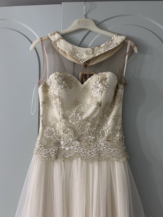 Продается новое платье Prima la Sposa