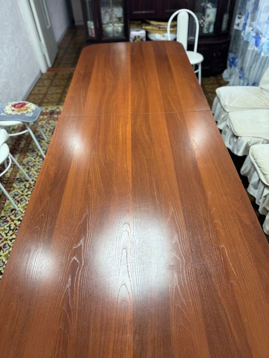 Стол дерево продам