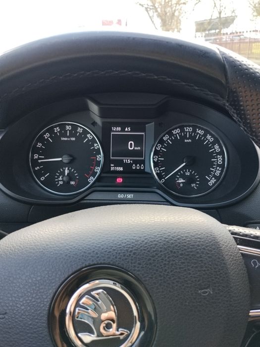 Шкода Октавия -2.0tdi 150 hp