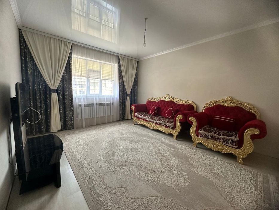 продается дом в центре города