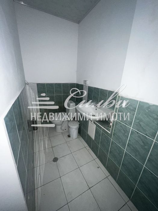 Дава се под наем Офис в Шумен, Център - 80 кв.м за 306 € - Снимка #5