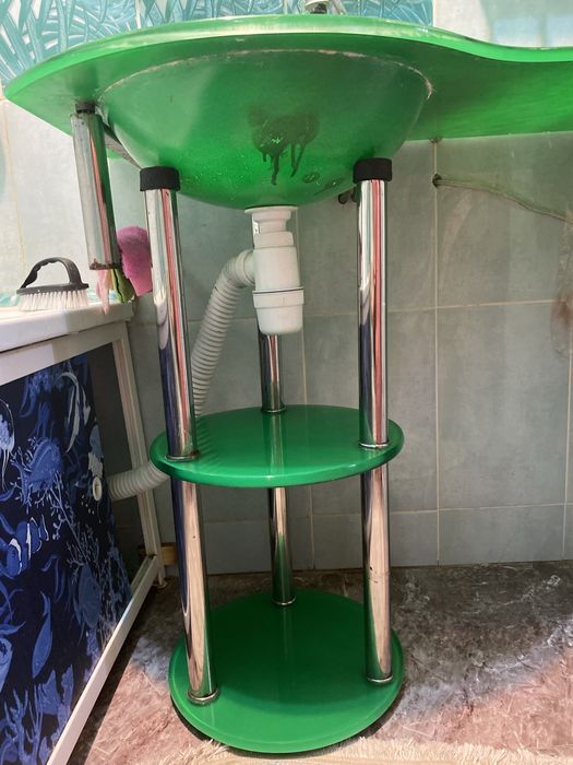 Продам раковину в хорош сост