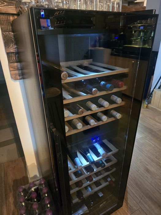 Vitrina vin, frigider vin, racitor vin .Barossa 48cm 54 de Sticle Răcitor de Vinuri cu 2 Zone Negru