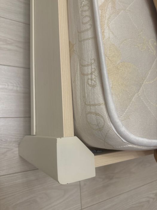 Продам б/у кровать