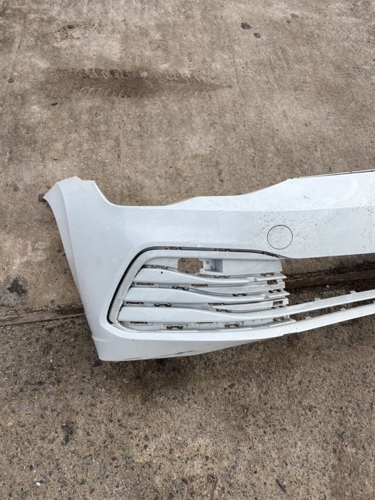 предна броня за vw golf8 5H0807221H