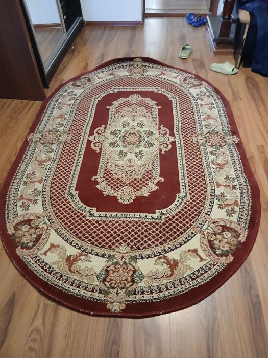 Продам ковер в хорошем состоянии