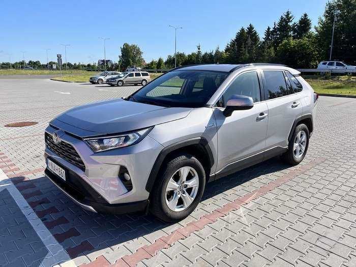 Toyota      RAV4