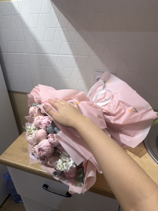 Пионовидные розы