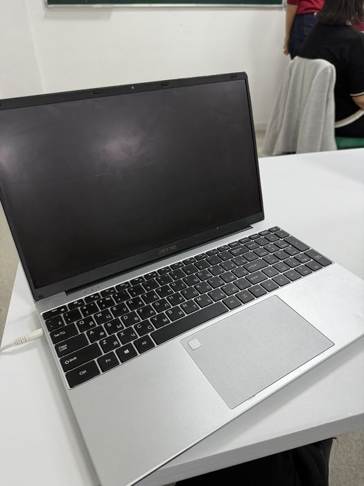 Ноутбук для учебы и работы