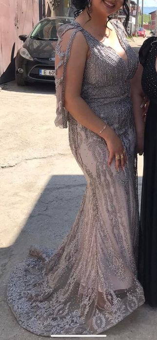 Официална бална рокля