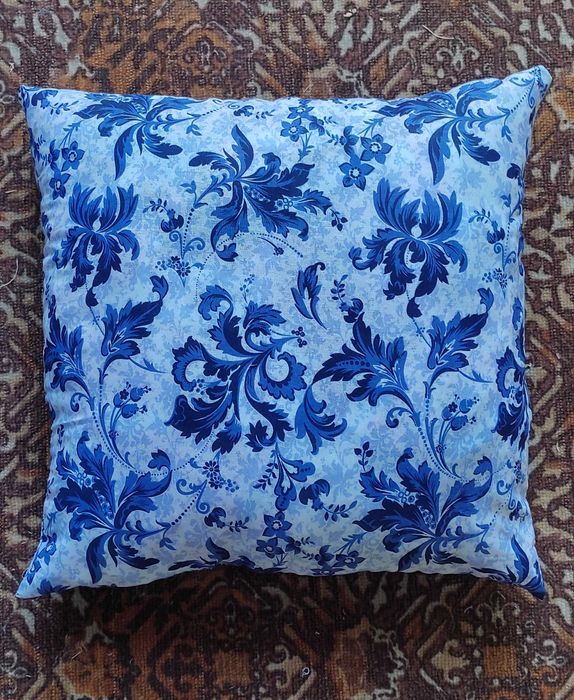 Подушка.Турк акрил.Практичный Студентлар ва Уй учун жуда к,улай.