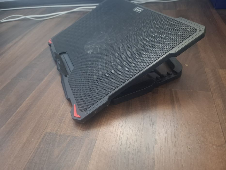Suport de gaming pentru laptop Tellur