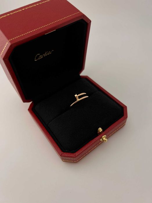 Кольцо Cartier Juste un Clou