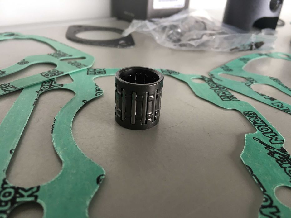 Бутало Vertex Априля Aprilia rs rx 125 rotax 122-123 ,гарнитури,лагер