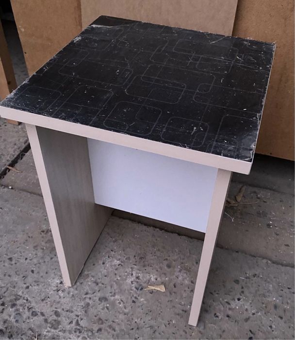 Продаются новые табуретки