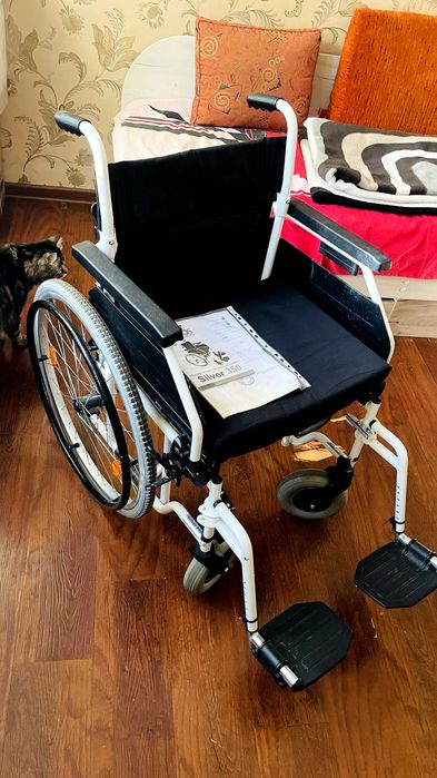 Инвалидная коляска