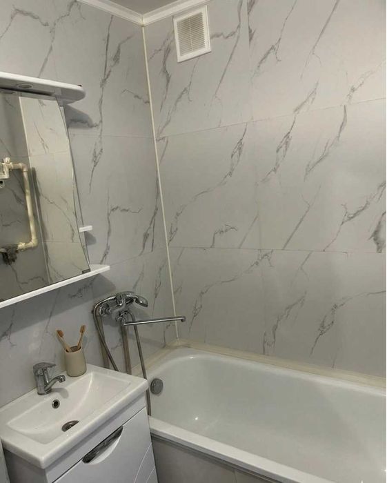 Продаётся 2-комнатная квартира