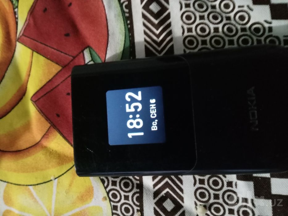 Nokia 2720 xolati zo'r pul zaril