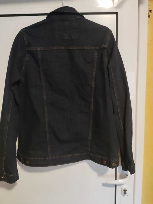 НОВО дамско дънково яке