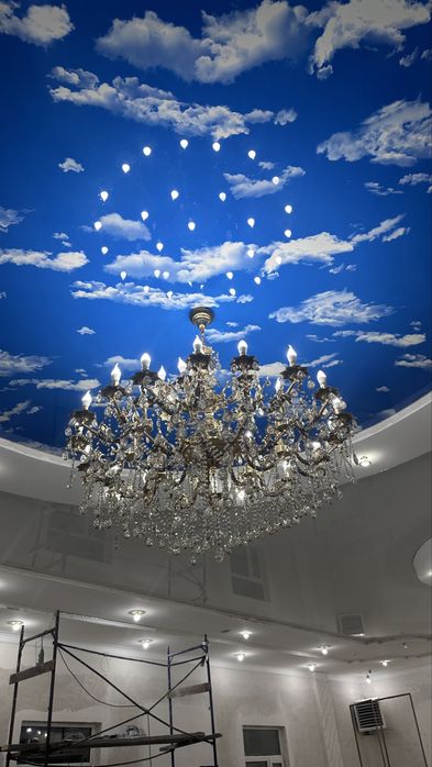 Продам люстры ширина 120-130см