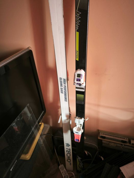 Ски Tecno Pro с автомати