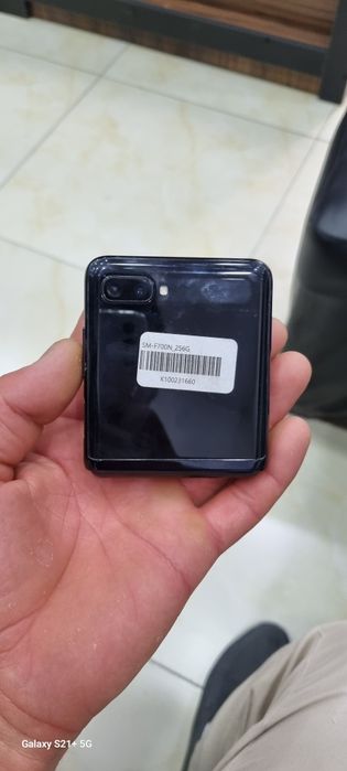 Samsung Z Flip | 256 |