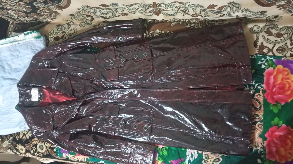 Женские сюртуки кожаные