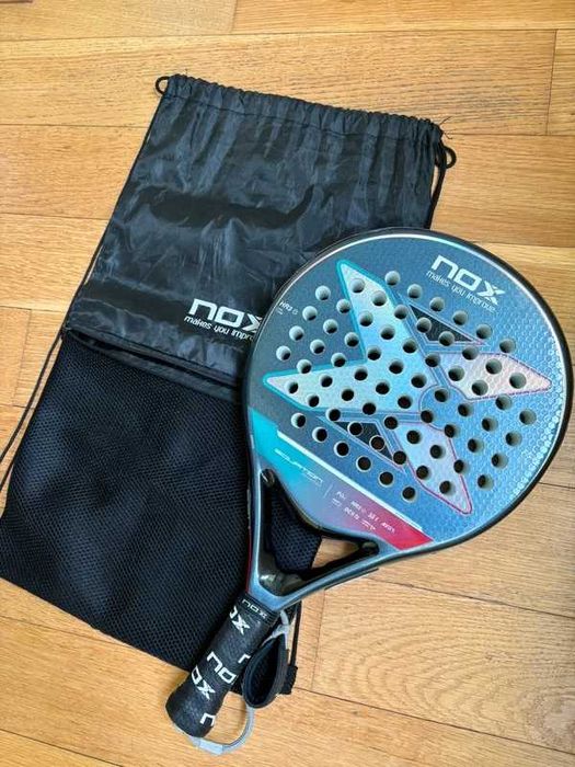 Paleta padel NOX Equation cu husa si protectie