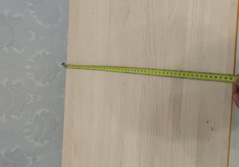 Продается стол ученический