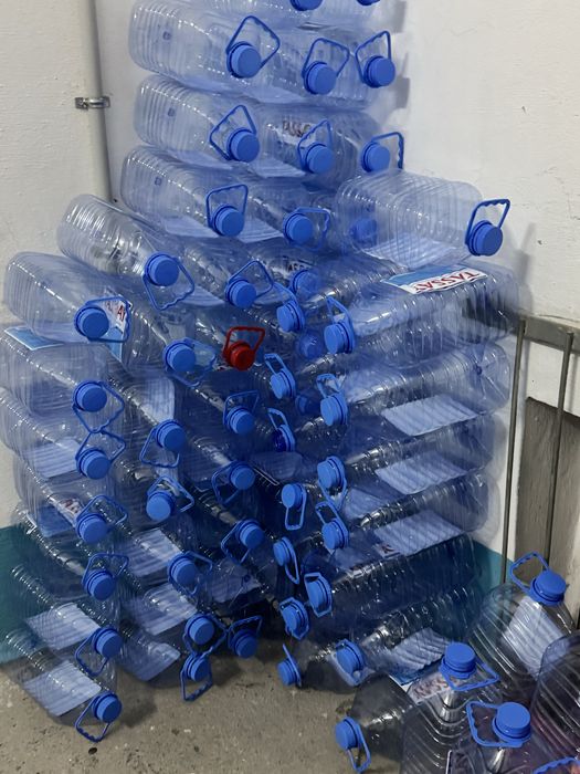 Баклашки 5 литровые прсле тасая