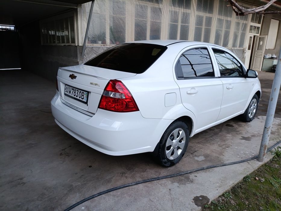 Chevrolet nexia 3 m/t metan