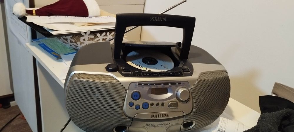 Loturi de3 cd-uri,casetofon radio cd